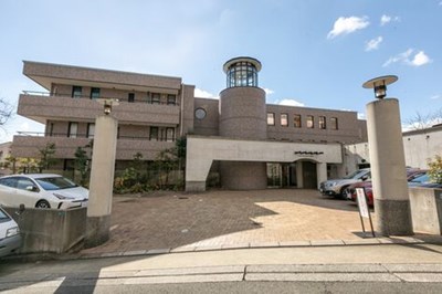 ネオ・ディ雲雀丘花屋敷