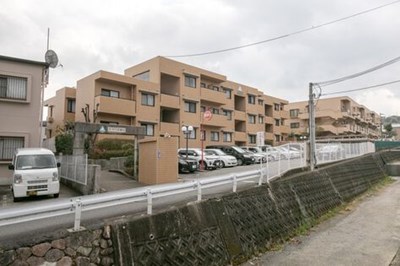 サーパス逆瀬川