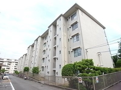 宝塚逆瀬台住宅2号棟