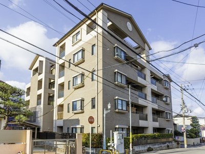 パラツィーナセシリア逆瀬川