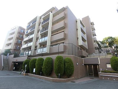 ヴィルヌーブ吹田山手町