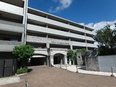 エスリード逆瀬川駅前